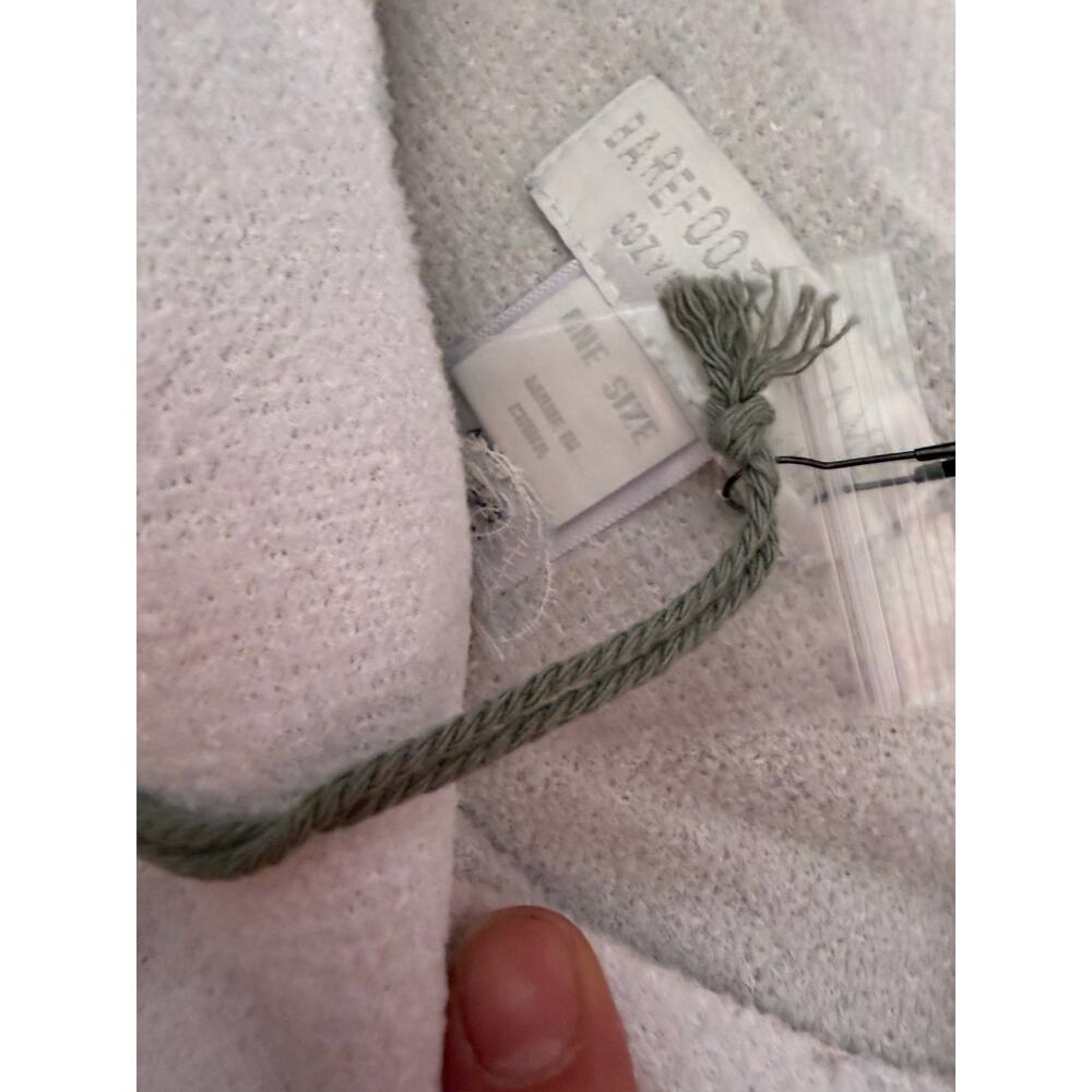Barefoot Dreams CozyChic Ultra Lite Ocean Breeze Poncho Pink Multi Stripe NWT OS - Picture 4 of 6